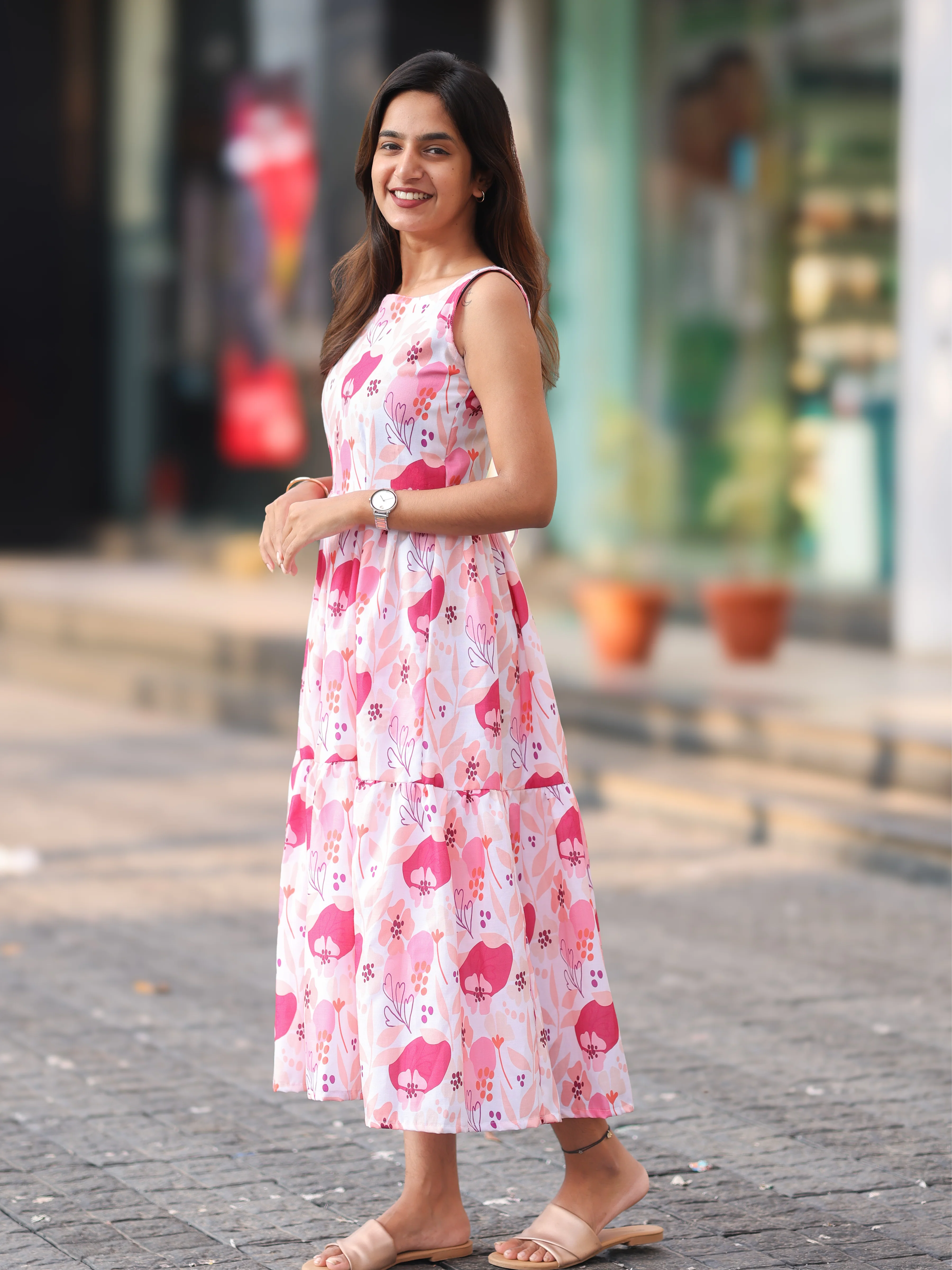 Sophia Bloom - Sleeveless - Image 11