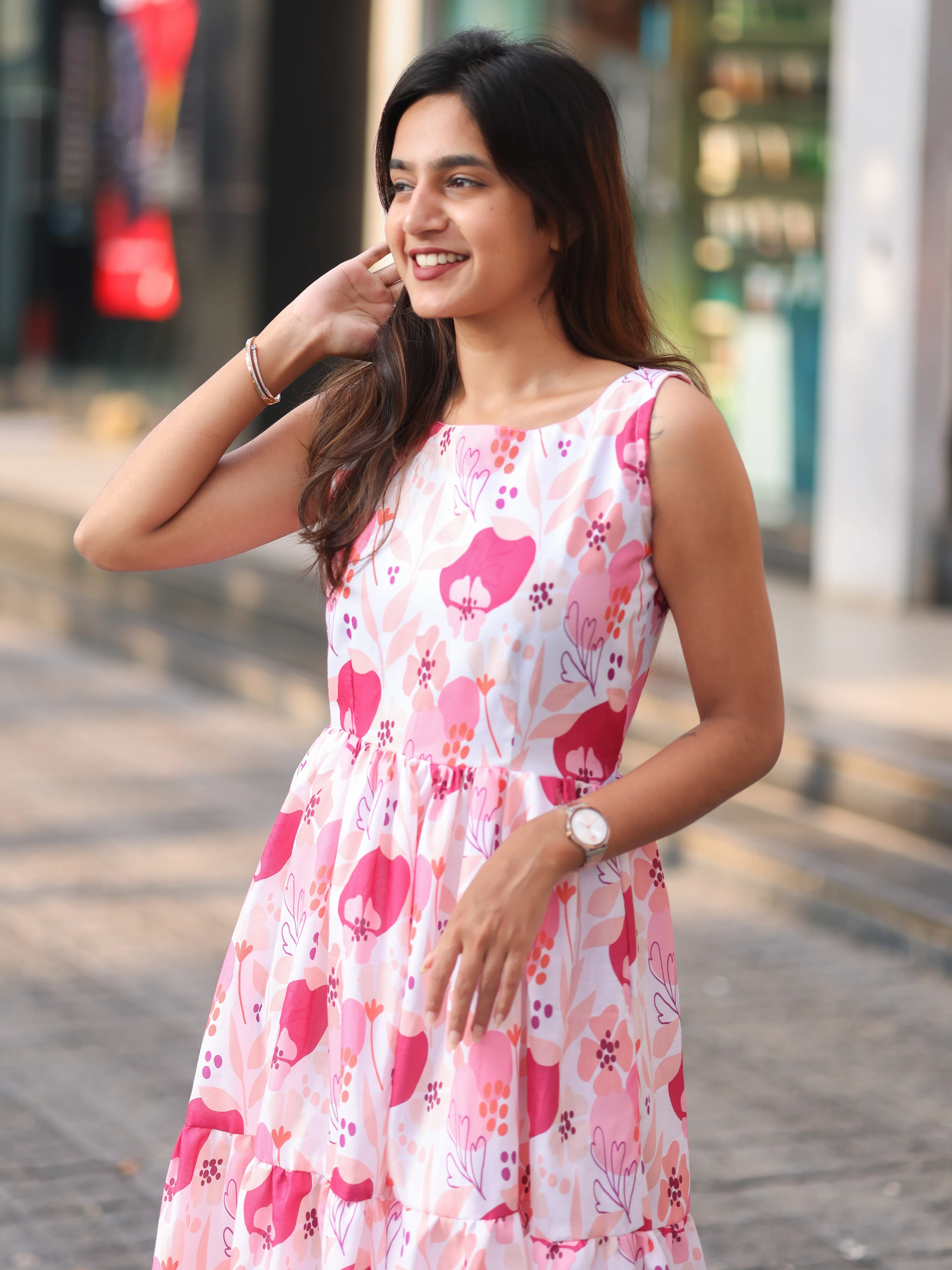 Sophia Bloom - Sleeveless - Image 13